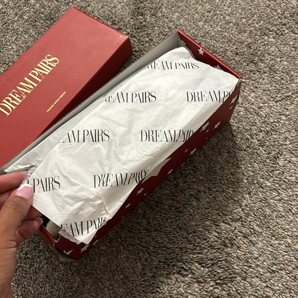 Grey slippers size 7 - Picture 5 of 7